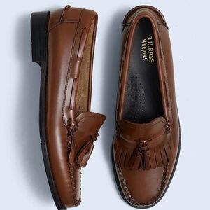 G.H. Bass Esther Kiltie Tassel Loafers size 5.5